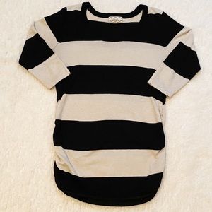 pink.rose Black & Cream Stripe Sweater Size Lg